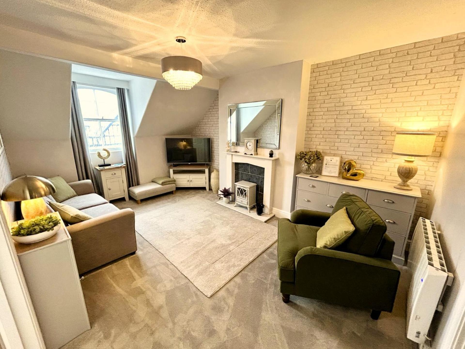 Apartment Willesden, 2, A Beautifully Furnished And Spacious Located In The Heart Of
